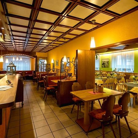 Central-Hotel Traben-Trarbach Exteriér fotografie
